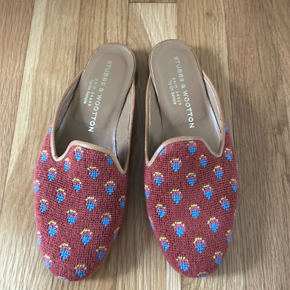 Stubbs & wootton red & blue slides - SO cute!!